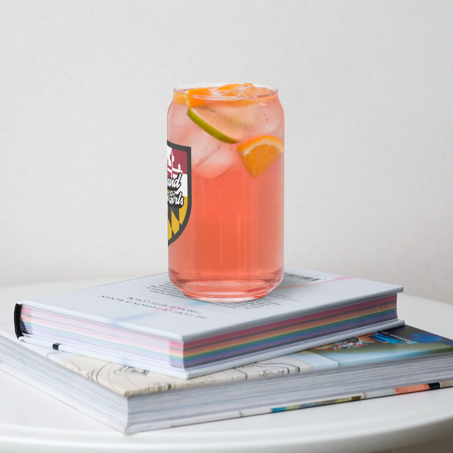 Maryland Sports Girls Can-shaped glass
