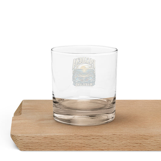 Pasadena Maryland Peninsula Life blue crab rocks glass, back view